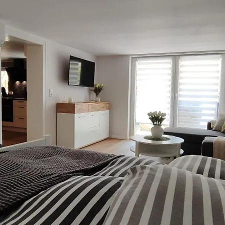 - Romantisches Im Sauerland Naehe Willingen Winterberg Mit Seeblick Apartment