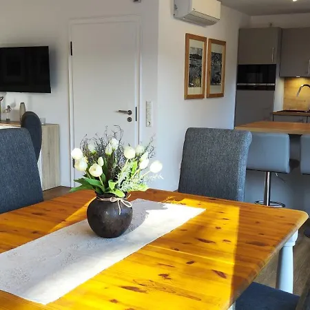 - Romantisches Im Sauerland Naehe Willingen Winterberg Mit Seeblick Apartment